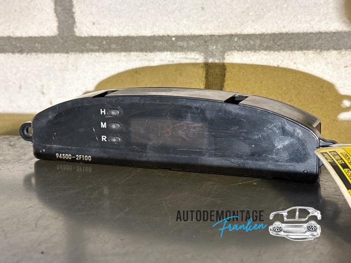 Used Interior display Kia Cerato 1.6 16V Price € 20,00 Margin scheme offered by Franken Autodemontage B.V.
