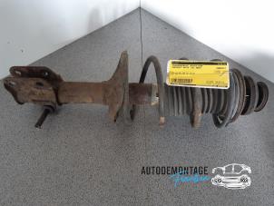 Used Front shock absorber rod, right Chevrolet Matiz 1.0 Price on request offered by Franken Autodemontage B.V.