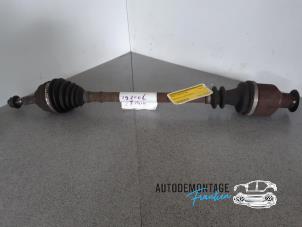 Used Front drive shaft, right Renault Kangoo Express (FC) 1.5 dCi 65 Price on request offered by Franken Autodemontage B.V.