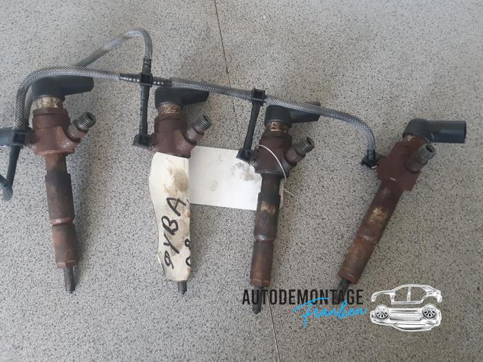 Usagé Injecteurs Ford Mondeo IV Wagon 1.8 TDCi 125 16V Prix € 50,00 Règlement à la marge proposé par Franken Autodemontage B.V.