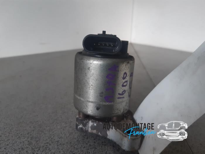 EGR valve from a Opel Astra G (F08/48)  2001