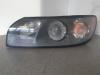 Headlight, left from a Volvo V50 (MW), 2003 / 2012 2.0 D 16V, Combi/o, Diesel, 1.998cc, 100kW (136pk), FWD, D4204T, 2004-04 / 2010-12, MW75 2004