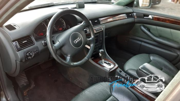 Set de airbag d'un Audi Allroad (C5) 2.5 V6 TDI 24V 2003