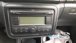Gebrauchte Radio CD Spieler Skoda Fabia II (5J) 1.4 TDI 70 Preis auf Anfrage angeboten von Franken Autodemontage B.V.