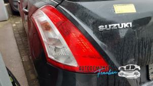 Gebrauchte Rücklicht links Suzuki Swift (ZA/ZC/ZD) 1.2 16V Preis auf Anfrage angeboten von Franken Autodemontage B.V.