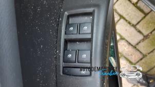 Used Electric window switch Opel Meriva 1.7 CDTI 16V Price on request offered by Franken Autodemontage B.V.