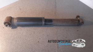 Used Rear shock absorber rod, right Renault Scénic II (JM) 1.6 16V Price on request offered by Franken Autodemontage B.V.