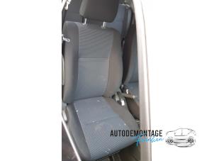 Gebrauchte Sitz rechts Suzuki Swift (ZA/ZC/ZD1/2/3/9) 1.3 VVT 16V Preis auf Anfrage angeboten von Franken Autodemontage B.V.