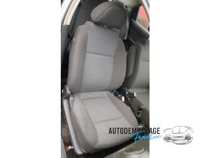 Used Seat, right Chevrolet Aveo (256) 1.4 16V Price on request offered by Franken Autodemontage B.V.