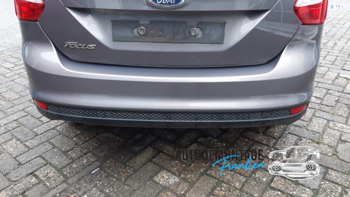 Rear bumper from a Ford Focus 3 1.6 TDCi 2011
