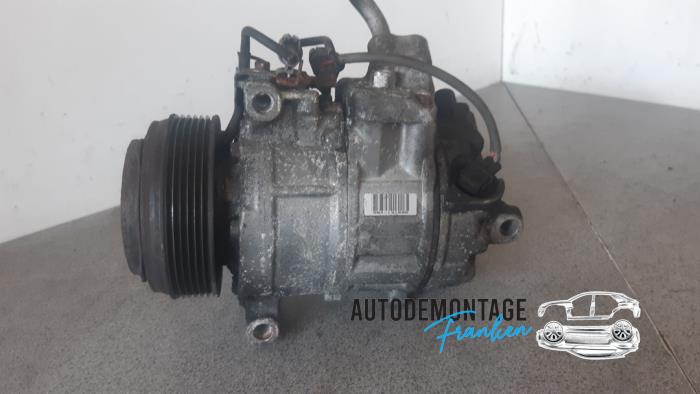 Air conditioning pump from a BMW 3 serie Touring (E91) 320d 16V 2007