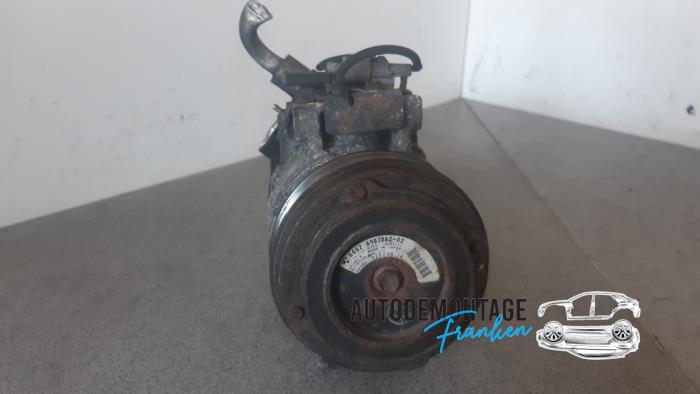Air conditioning pump from a BMW 3 serie Touring (E91) 320d 16V 2007