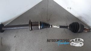 Used Front drive shaft, right Volkswagen Transporter T5 2.5 TDi Price on request offered by Franken Autodemontage B.V.