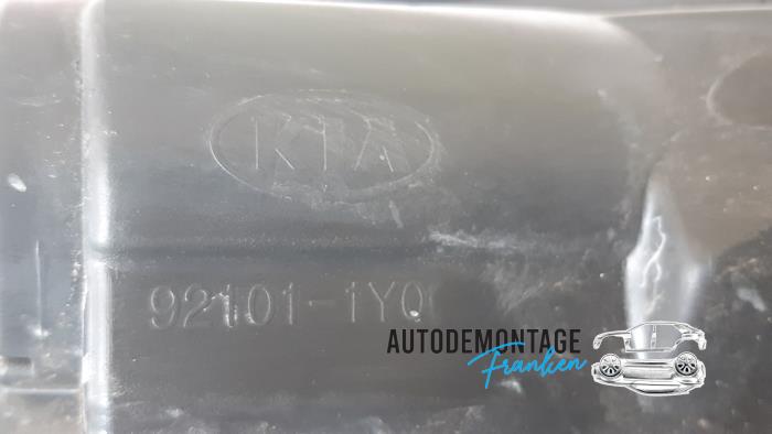 Optique avant principal gauche d'un Kia Picanto (TA) 1.0 12V 2012
