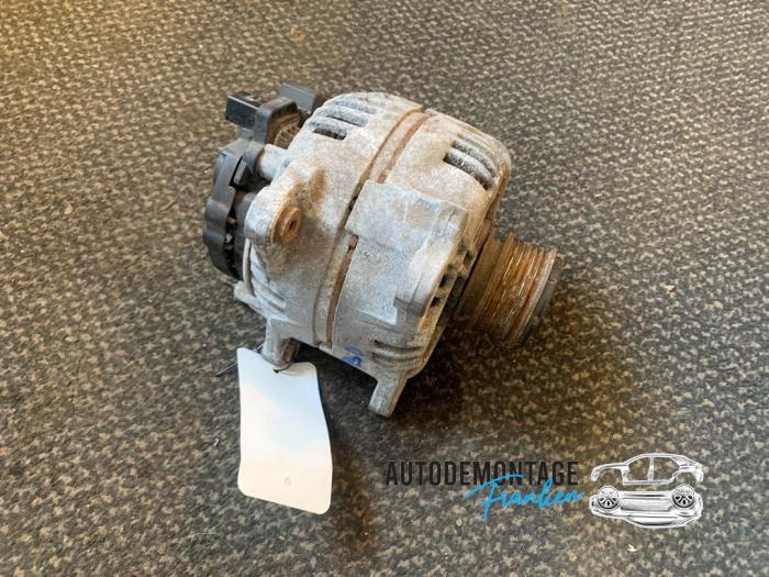 Usagé Alternateur Volkswagen Golf VI (5K1) 2.0 TDI 16V Prix € 50,00 Règlement à la marge proposé par Franken Autodemontage B.V.