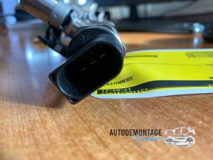 Kraftstoffdruck Sensor van een Volkswagen Golf VII (AUA) 1.4 TSI BlueMotion Technology 125 16V 2017