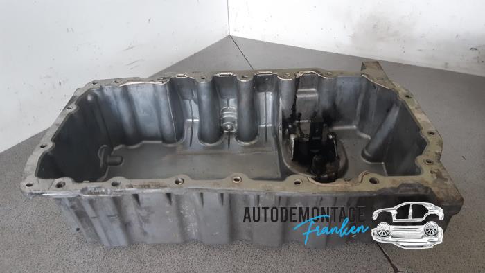 Gebrauchte Ölwanne Volkswagen Golf V (1K1) 2.0 TDI 16V Preis € 35,00 Margenregelung angeboten von Franken Autodemontage B.V.