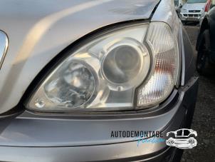Used Headlight, left Hyundai Terracan 2.9 CRDi 16V Price on request offered by Franken Autodemontage B.V.