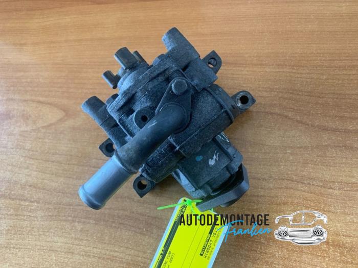 Usagé Pompe de direction Ford Transit 2.2 TDCi 16V Prix € 50,00 Règlement à la marge proposé par Franken Autodemontage B.V.