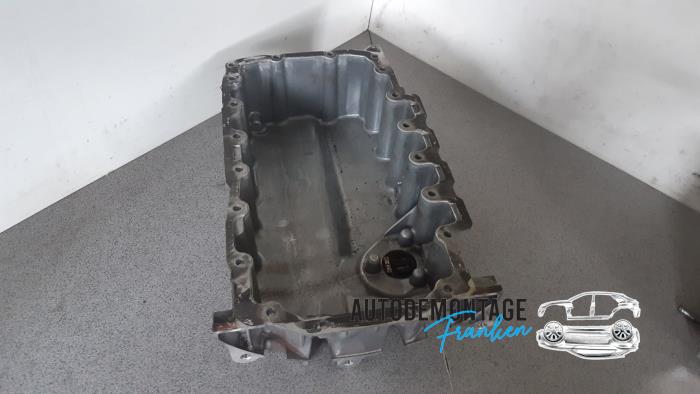 Usagé Couvercle carter Audi A3 (8V1/8VK) 1.6 TDI 16V Prix € 50,00 Règlement à la marge proposé par Franken Autodemontage B.V.