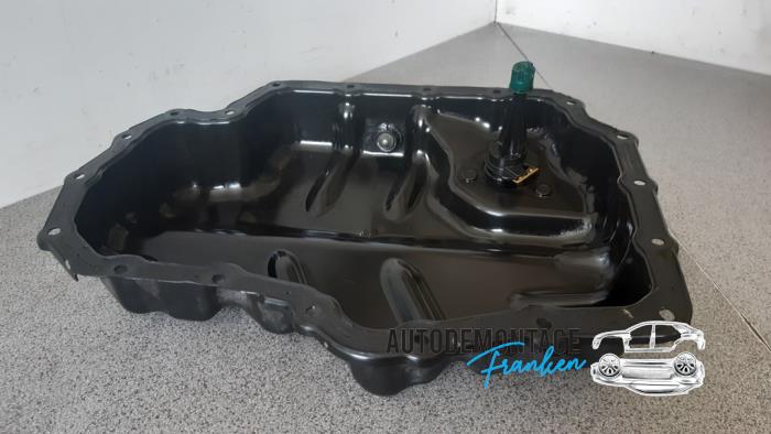 Usagé Couvercle carter Volkswagen Golf VII (AUA) 1.4 TSI 16V Prix € 80,00 Règlement à la marge proposé par Franken Autodemontage B.V.