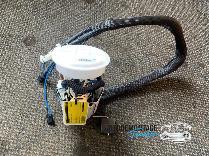 Begagnade Boosterpump Mercedes E (W211) 2.2 E-200 CDI 16V Pris € 70,00 Marginaltabell erbjuds av Franken Autodemontage B.V.
