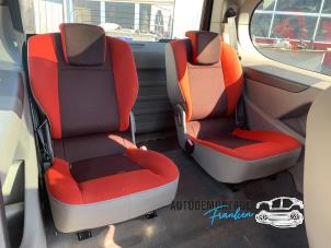 Used Rear bench seat Renault Kangoo/Grand Kangoo (KW) 1.5 dCi 105 Price on request offered by Franken Autodemontage B.V.