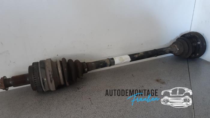 Drive shaft, rear right from a BMW 3-Serie 2005