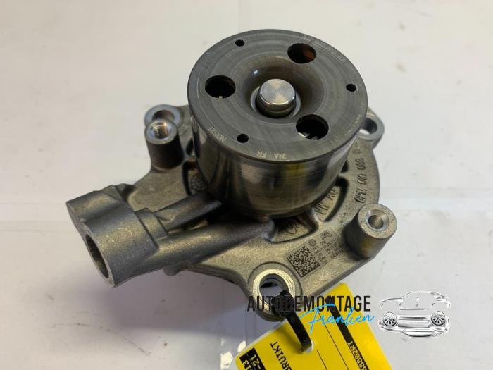 Begagnade Vattenpump Volkswagen Transporter T6 2.0 TDI DRF Pris € 80,00 Marginaltabell erbjuds av Franken Autodemontage B.V.