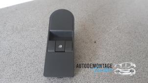 Used Electric window switch Opel Astra H Twin Top (L67) Price on request offered by Franken Autodemontage B.V.