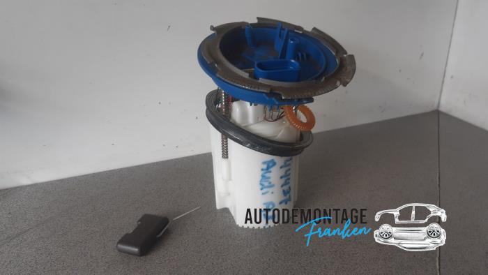 Usagé Pompe essence Audi A3 Sportback (8VA/8VF) 1.0 TFSI 12V Prix € 45,00 Règlement à la marge proposé par Franken Autodemontage B.V.