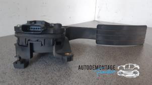 Gaspedalposition Sensor van een Renault Clio IV (5R) 1.5 Energy dCi 90 FAP 2014