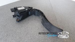 Used Throttle pedal position sensor Renault Clio IV (5R) 1.5 Energy dCi 90 FAP Price on request offered by Franken Autodemontage B.V.
