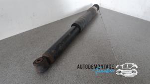 Used Rear shock absorber, right Renault Clio IV (5R) 1.5 Energy dCi 90 FAP Price on request offered by Franken Autodemontage B.V.
