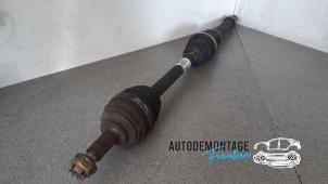 Used Front drive shaft, right Renault Clio III (BR/CR) Price on request offered by Franken Autodemontage B.V.