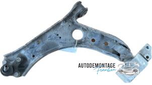 Used Front wishbone, left Volkswagen Golf V (1K1) 1.9 TDI Price on request offered by Franken Autodemontage B.V.