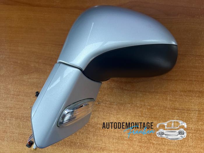 Wing mirror, left from a Peugeot 308 (4A/C) 1.6 HDiF 16V 2008