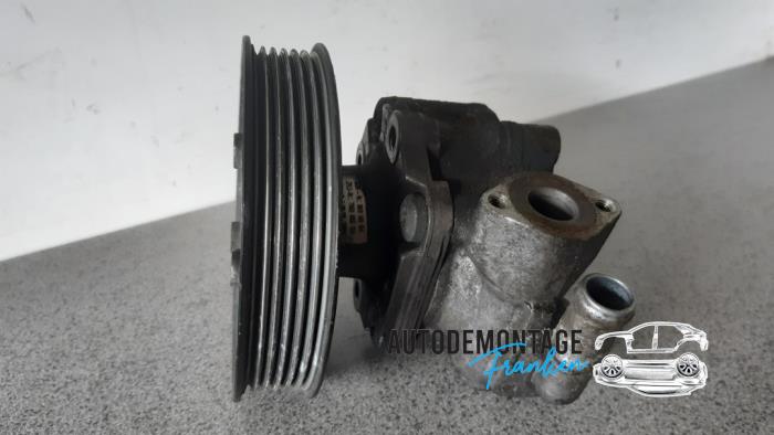 Usagé Pompe de direction Audi A5 (8T3) 2.7 TDI V6 24V Prix € 50,00 Règlement à la marge proposé par Franken Autodemontage B.V.