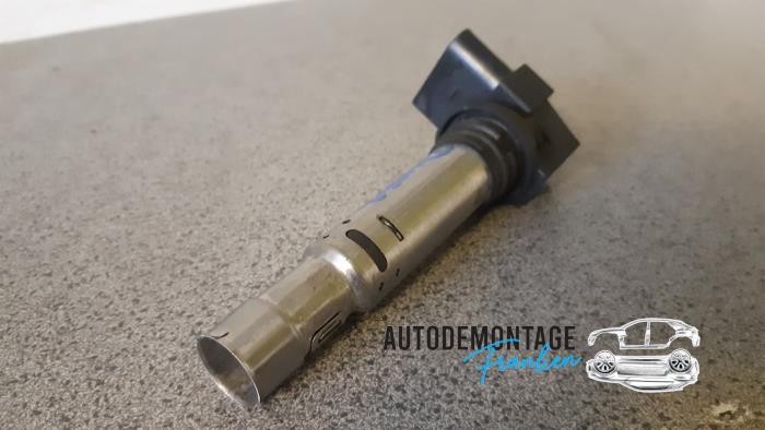 Ignition coil from a Volkswagen Touran (1T1/T2) 1.4 16V TSI 140 2007