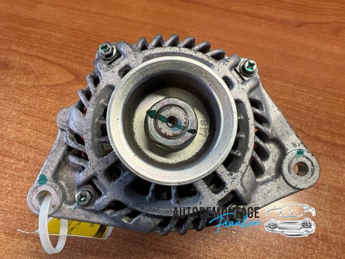 Dynamo d'un Nissan Micra (K13) 1.2 12V 2015