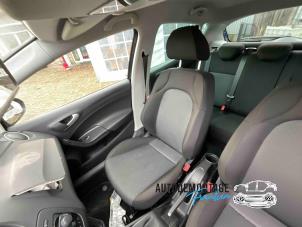 Usados Asiento derecha Seat Ibiza IV (6J5) 1.6 16V Precio de solicitud ofrecido por Franken Autodemontage B.V.