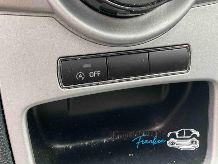 Interruptores Start/Stop de un Ford Fiesta 6 (JA8) 1.6 TDCi 16V ECOnetic 2012