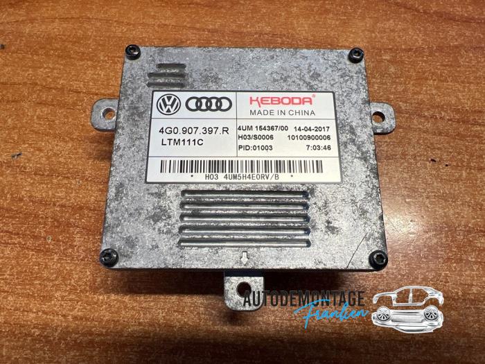 Usados Módulo de xenón Audi A3 Sportback (8VA/8VF) 1.0 TFSI 12V Precio € 75,00 Norma de margen ofrecido por Franken Autodemontage B.V.