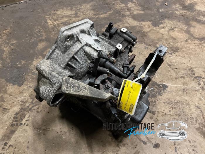 Gearbox from a Volkswagen Polo V (6R) 1.6 TDI 16V 90 2012