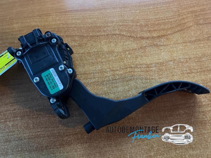 Begagnade Gaspedalsensor Volkswagen Polo V (6R) 1.2 TSI Pris € 30,00 Marginaltabell erbjuds av Franken Autodemontage B.V.