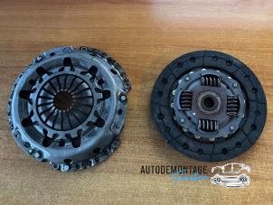 Used Clutch kit (complete) BMW Mini One/Cooper (R50) 1.6 16V Cooper Price on request offered by Franken Autodemontage B.V.