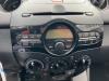 Radio/Lecteur CD d'un Mazda 2 (DE), 2007 / 2015 1.3 16V S-VT, Berline avec hayon arrière, Essence, 1.349cc, 55kW (75pk), FWD, ZJ46, 2007-10 / 2015-06, DE13K2; DE14K2; DEA3K2; DEA4K2 2012