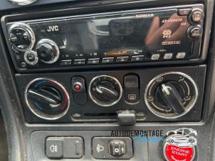 Usados Panel de control de calefacción Mazda MX-5 (NB18/35/8C) 1.6i 16V Precio de solicitud ofrecido por Franken Autodemontage B.V.