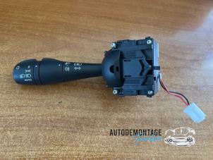 Used Indicator switch Renault Captur (2R) 0.9 Energy TCE 12V Price on request offered by Franken Autodemontage B.V.