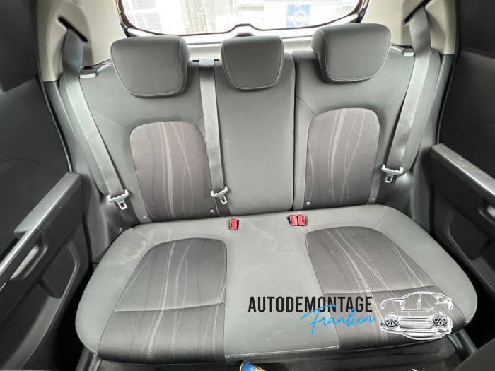 Set of upholstery (complete) from a Daewoo Aveo 1.4 16V 2011